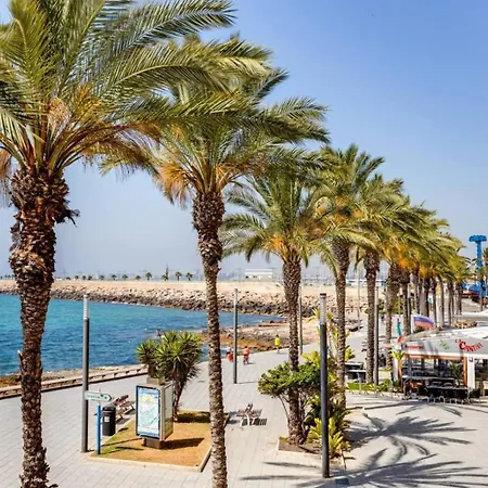 Casa Del Mar Luxe Апартаменти *